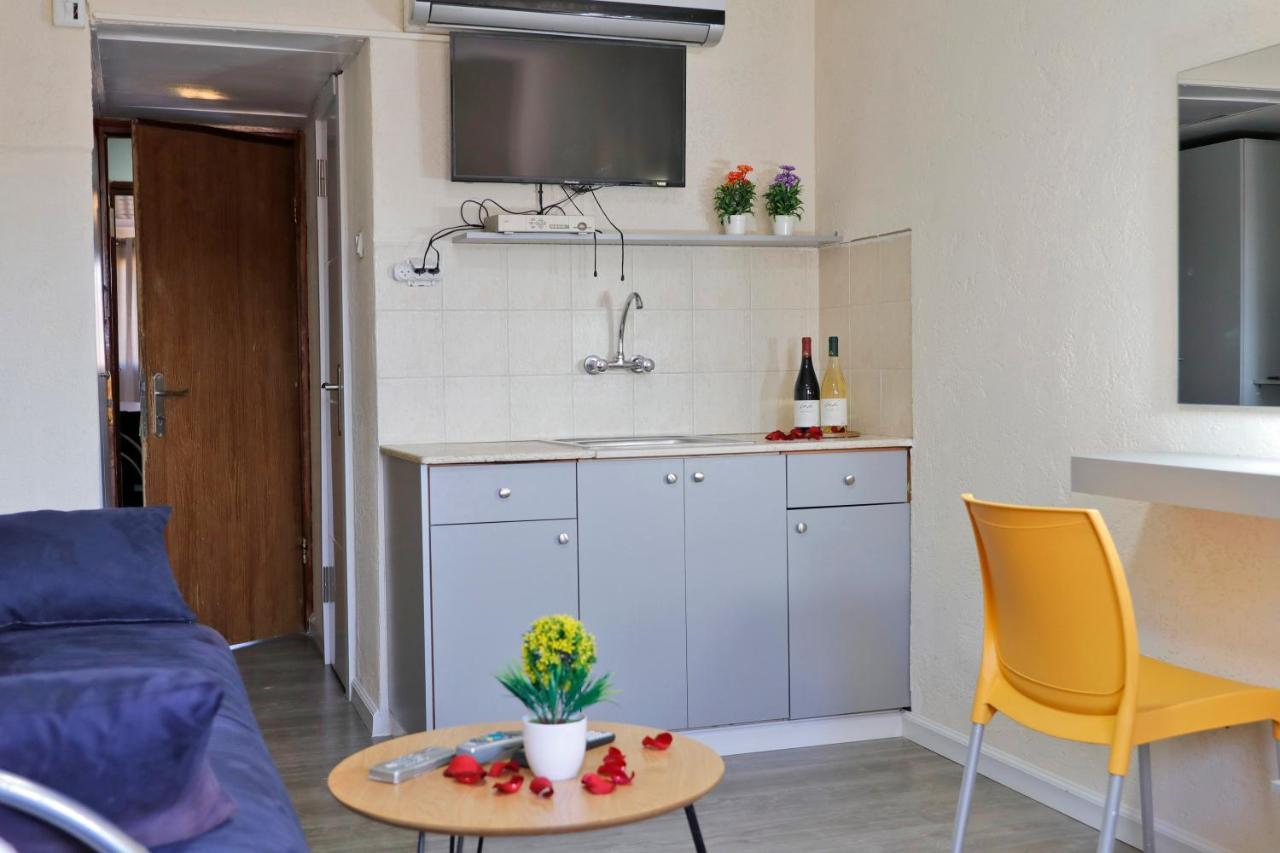 Motel Neve Midbar Эйлат Экстерьер фото