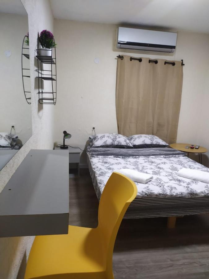 Motel Neve Midbar Эйлат Экстерьер фото