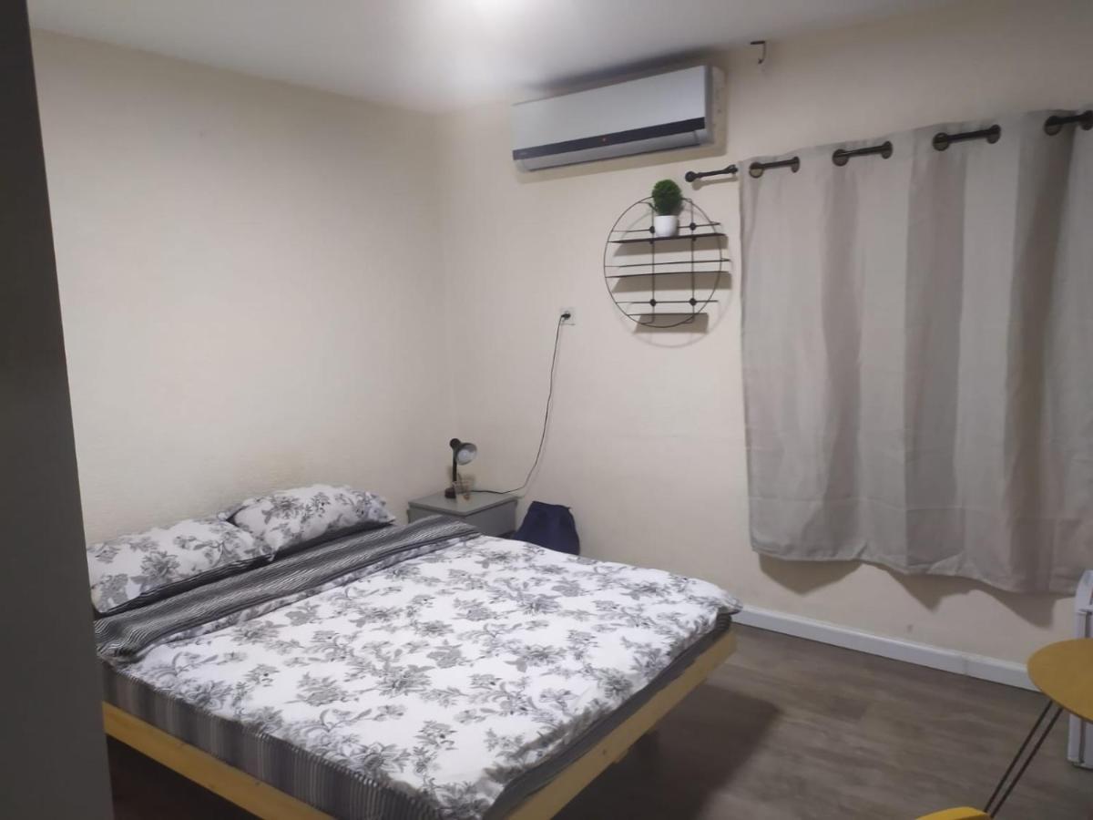 Motel Neve Midbar Эйлат Экстерьер фото