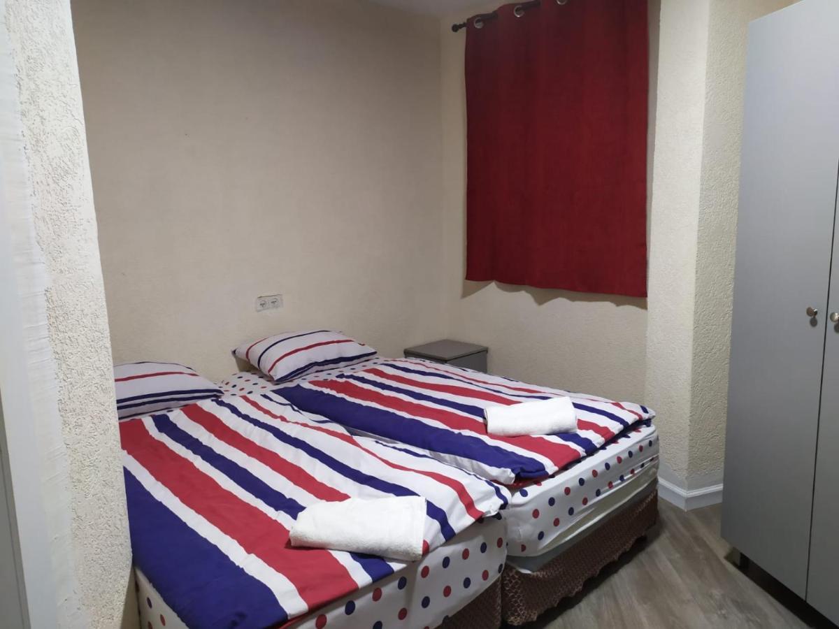 Motel Neve Midbar Эйлат Экстерьер фото