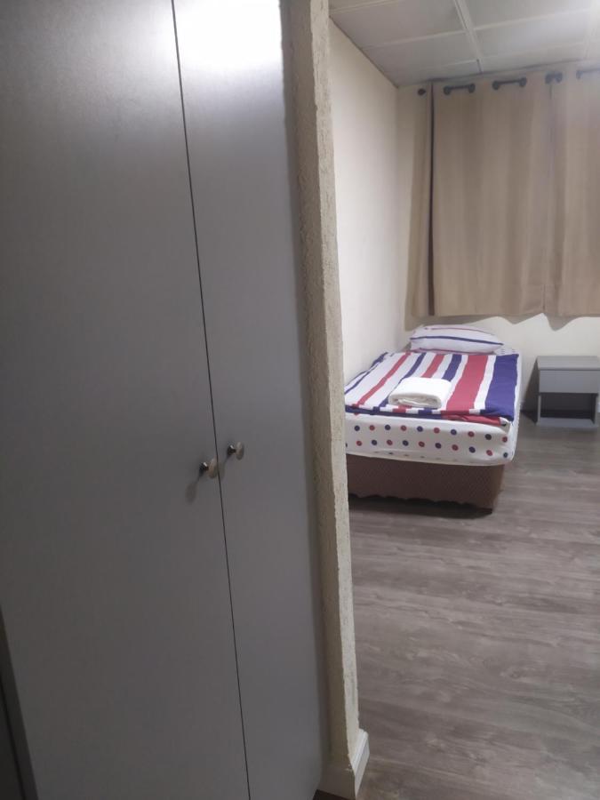 Motel Neve Midbar Эйлат Экстерьер фото